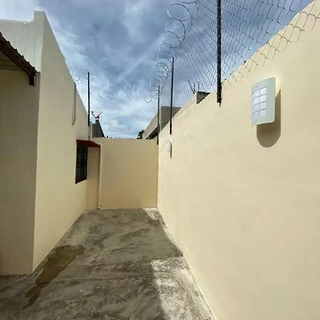 Casa Kirichna Cerca De Centro Comercial Y Airport Chetumal Exterior photo